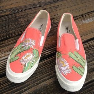 Converse All Star 7 Chuck Taylor Floral Embroider Sz 10 Sneakers Cactus Sample